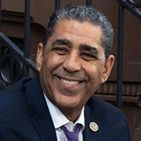 Adriano Espaillat